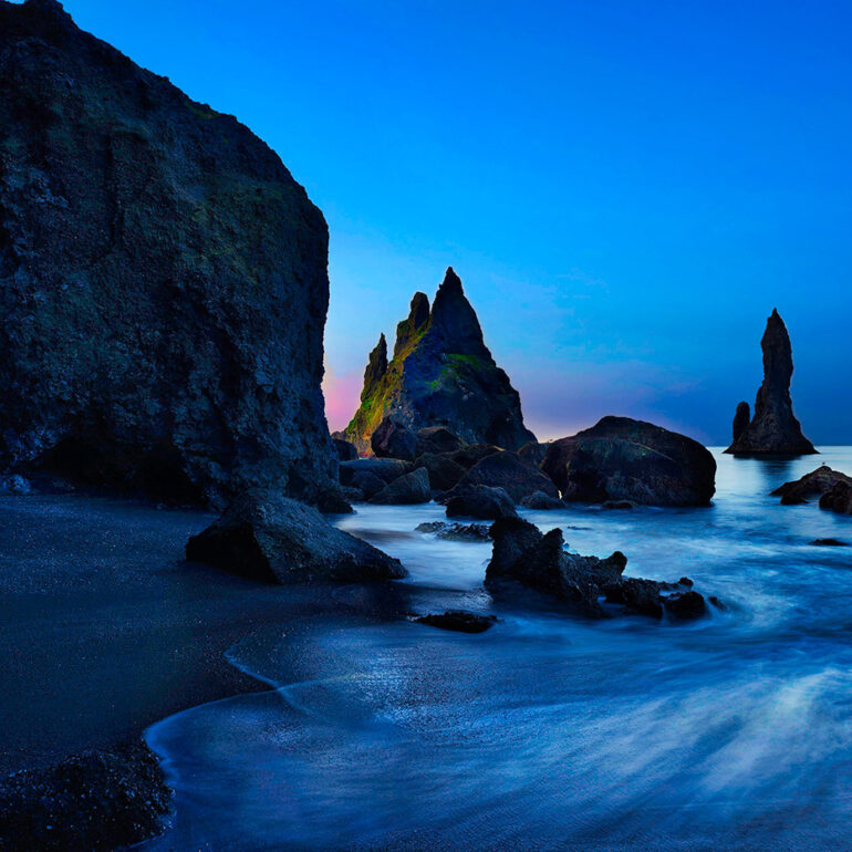 Black beach sunrise.