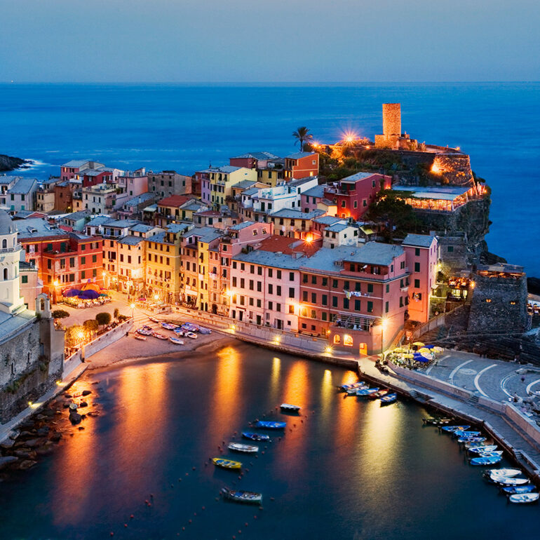 Sunet on Vernazza harbor.